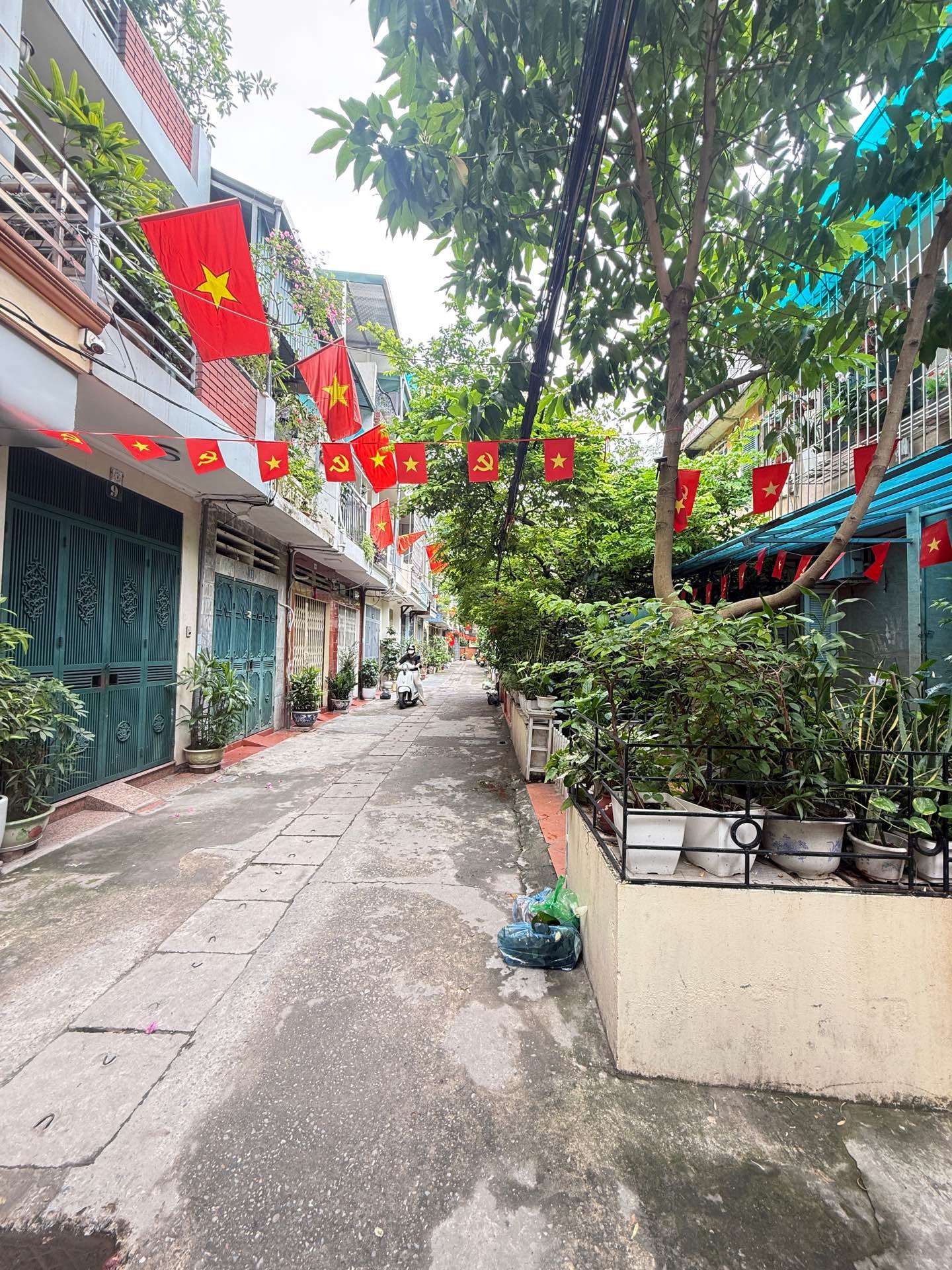 Bán nhà Kim Ngưu - diện tích 48m2 1 tầng - Vị trí cực đẹp, vài bước ra phố đi bộ - giá 9,3 tỷ