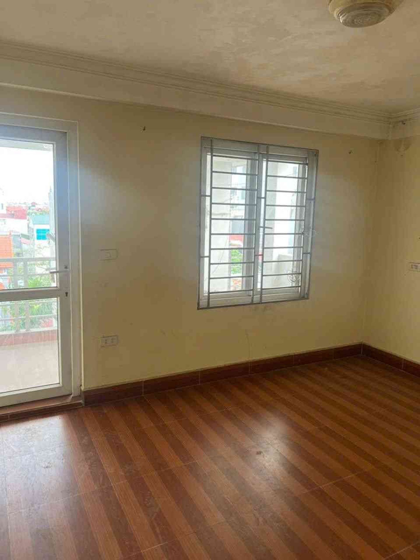 Bán nhà 72 - diện tích 72m2 5 tầng - nhà mặt ngõ ô tô - giá 10,8 tỷ