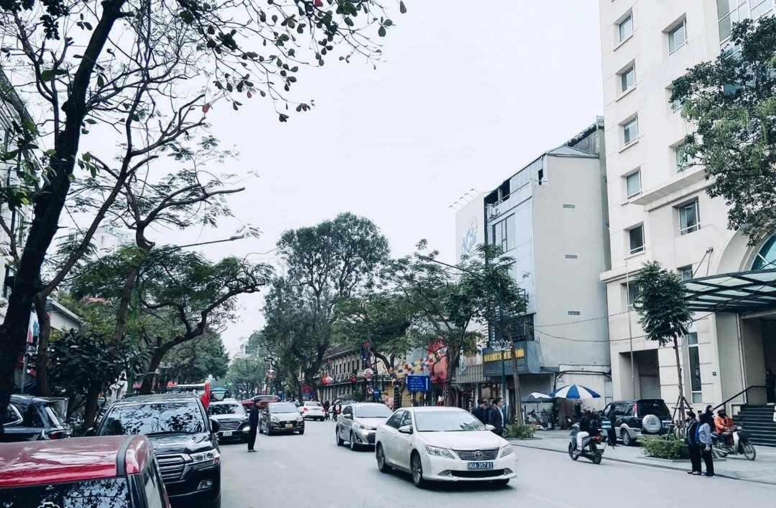 Bán nhà Lý Thường Kiệt - diện tích 95m2 6 tầng - 3 mặt thoáng - giá 118 tỷ