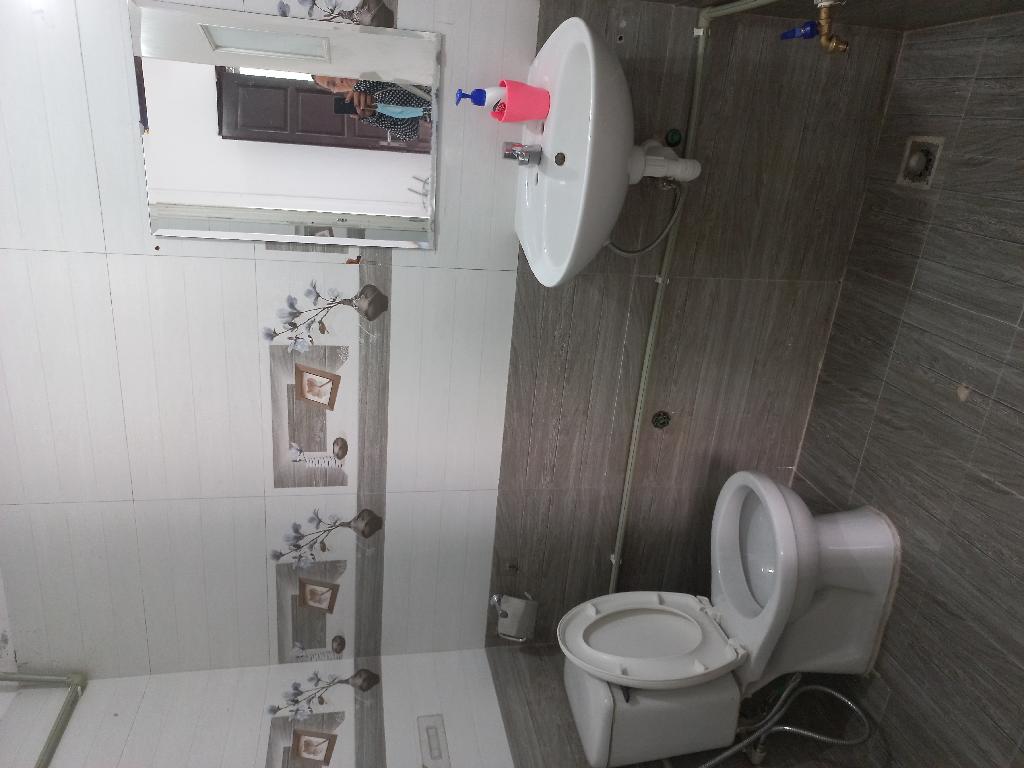 Bán nhà Đường Hồ Ba Mẫu - diện tích 98m2 5 tầng - Gần hồ kinh doanh văn phòng cho thuê - giá 25 tỷ