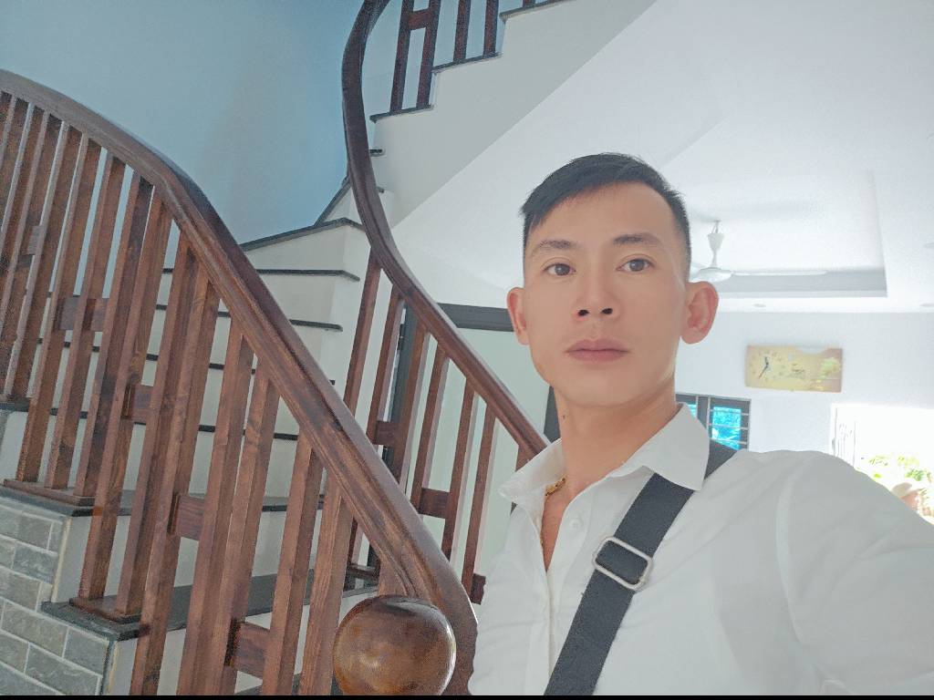 Bán nhà Định Công Thượng - diện tích 42m2 2 tầng - Lô góc 3 thoáng - giá 3 tỷ