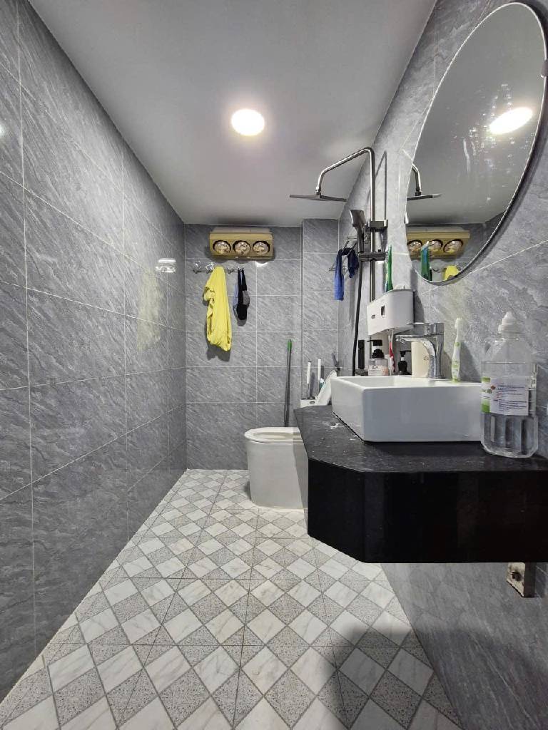 Bán nhà Định Công Thượng - diện tích 42m2 2 tầng - Lô góc 3 thoáng - giá 3 tỷ