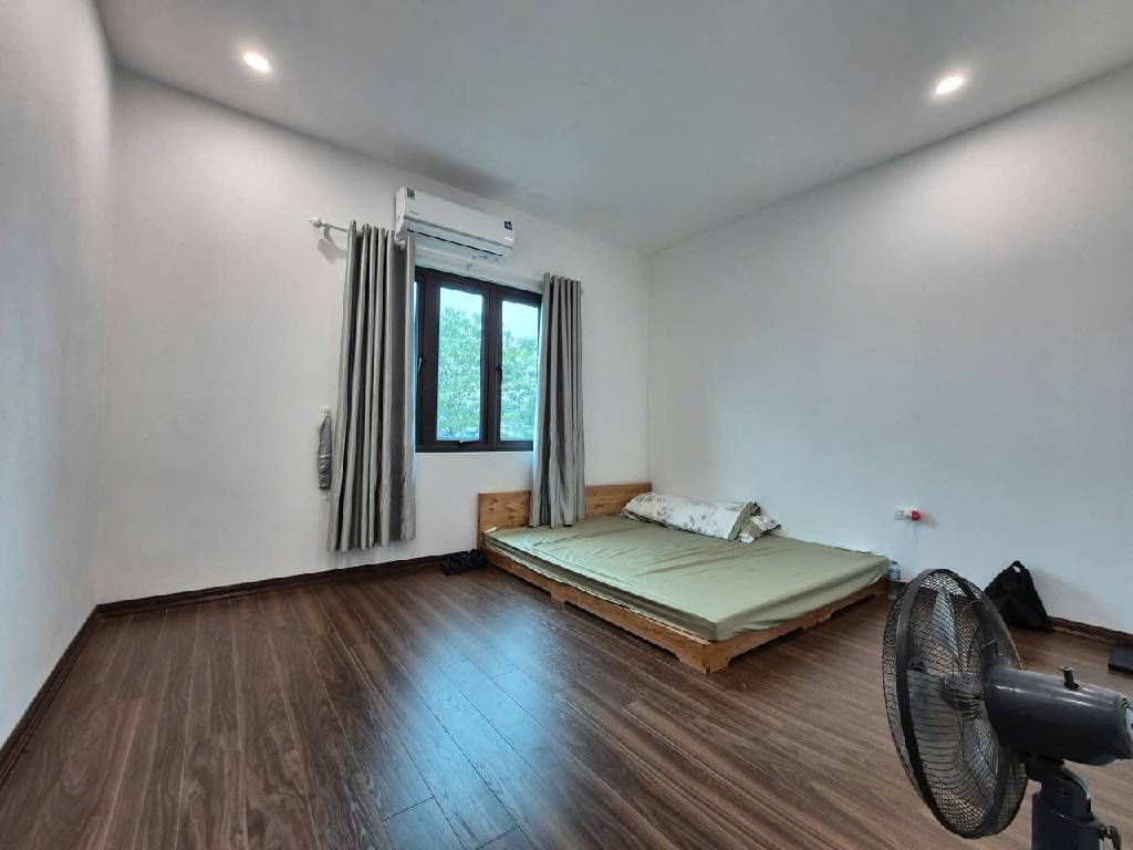 Bán nhà Định Công Thượng - diện tích 42m2 2 tầng - Lô góc 3 thoáng - giá 3 tỷ