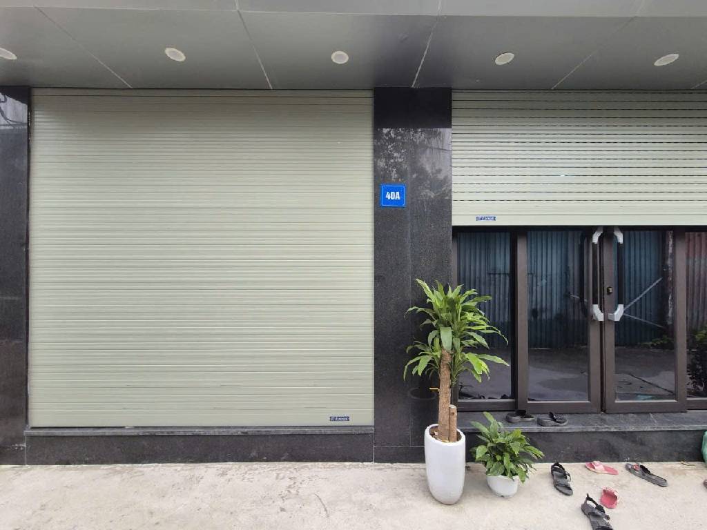 Bán nhà Định Công Thượng - diện tích 42m2 2 tầng - Lô góc 3 thoáng - giá 3 tỷ