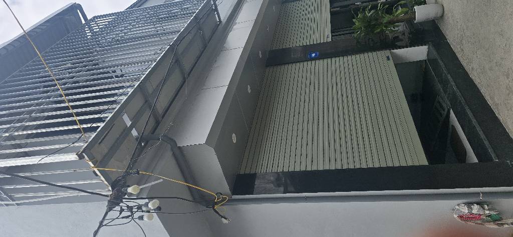 Bán nhà Định Công Thượng - diện tích 42m2 2 tầng - Lô góc 3 thoáng - giá 3 tỷ