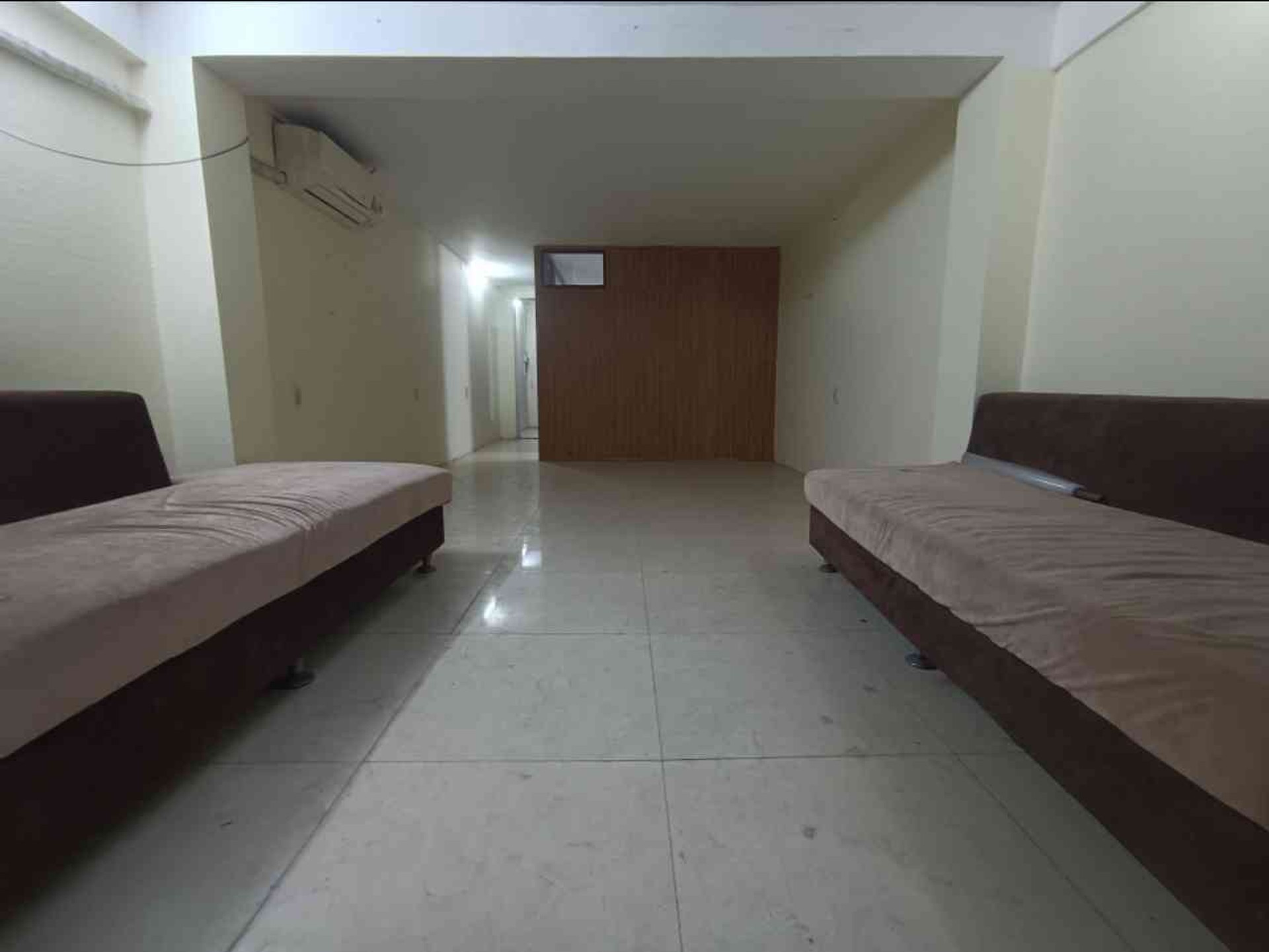Bán nhà Ngọc Hồi - diện tích 50m2 1 tầng - ô tô tránh - giá 4,1 tỷ
