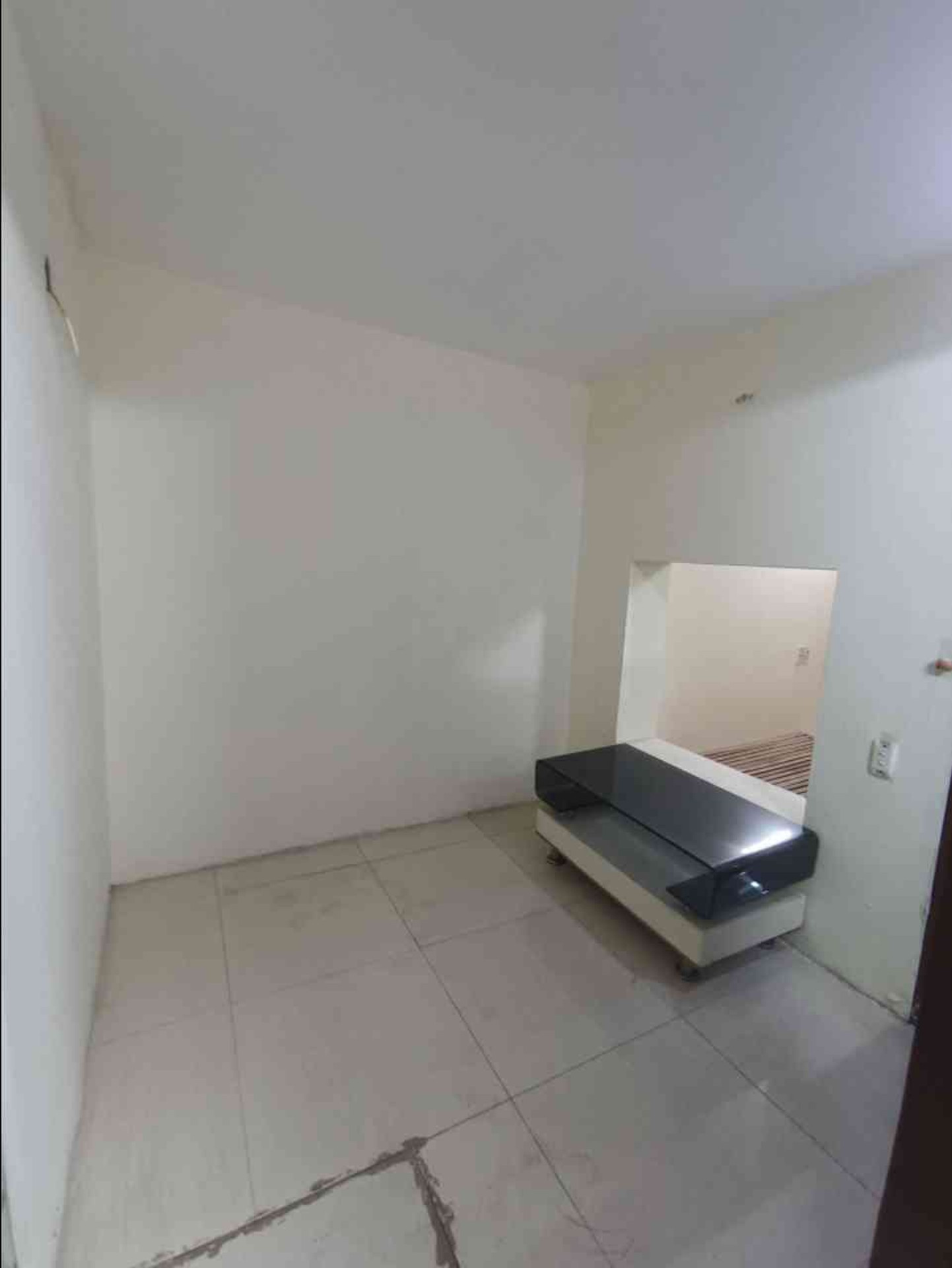 Bán nhà Ngọc Hồi - diện tích 50m2 1 tầng - ô tô tránh - giá 4,1 tỷ