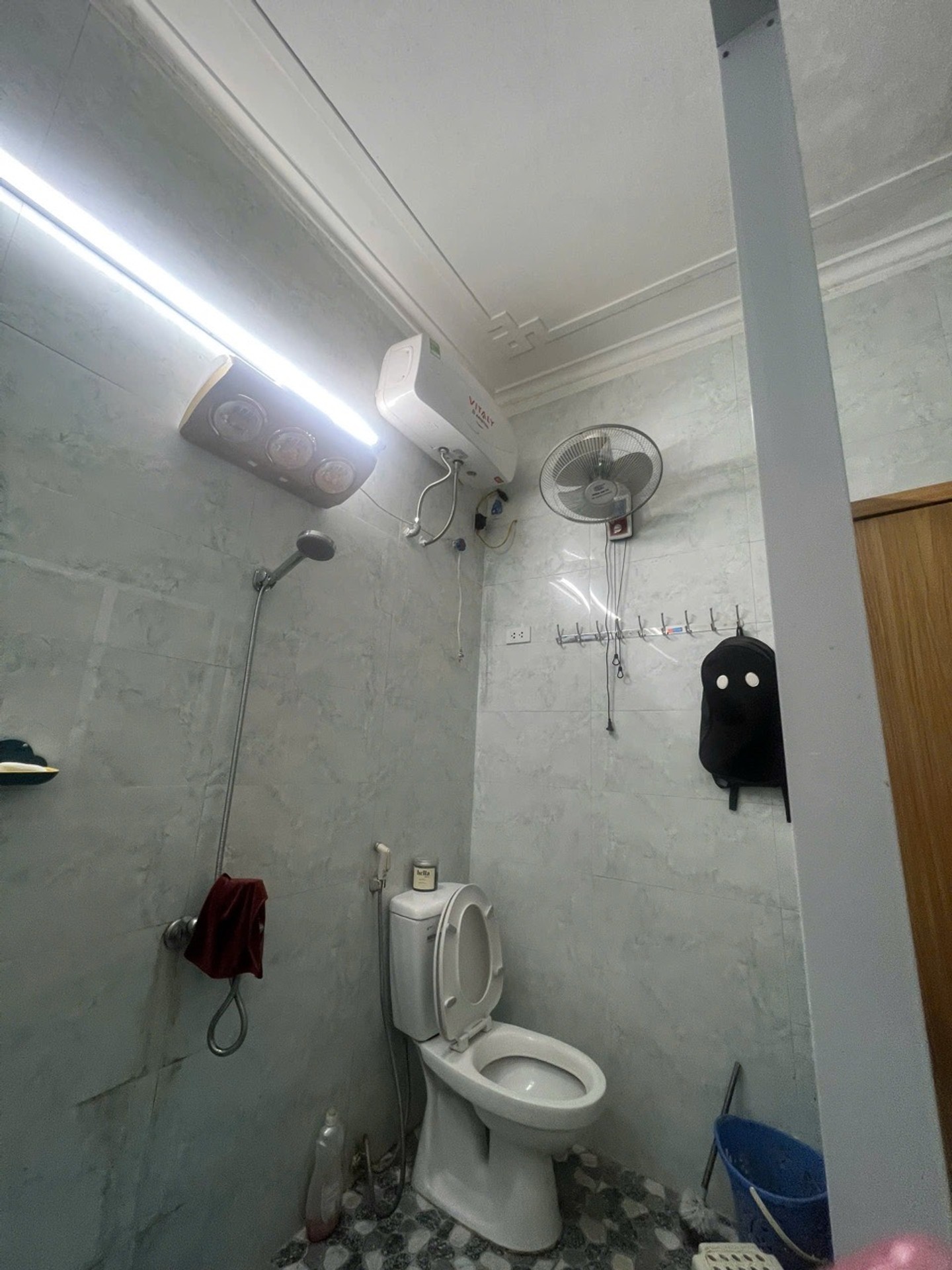 Bán nhà Bùi Ngọc Dương - diện tích 37m2 3 tầng - Lô góc, ánh sáng tự nhiên - giá 11 tỷ