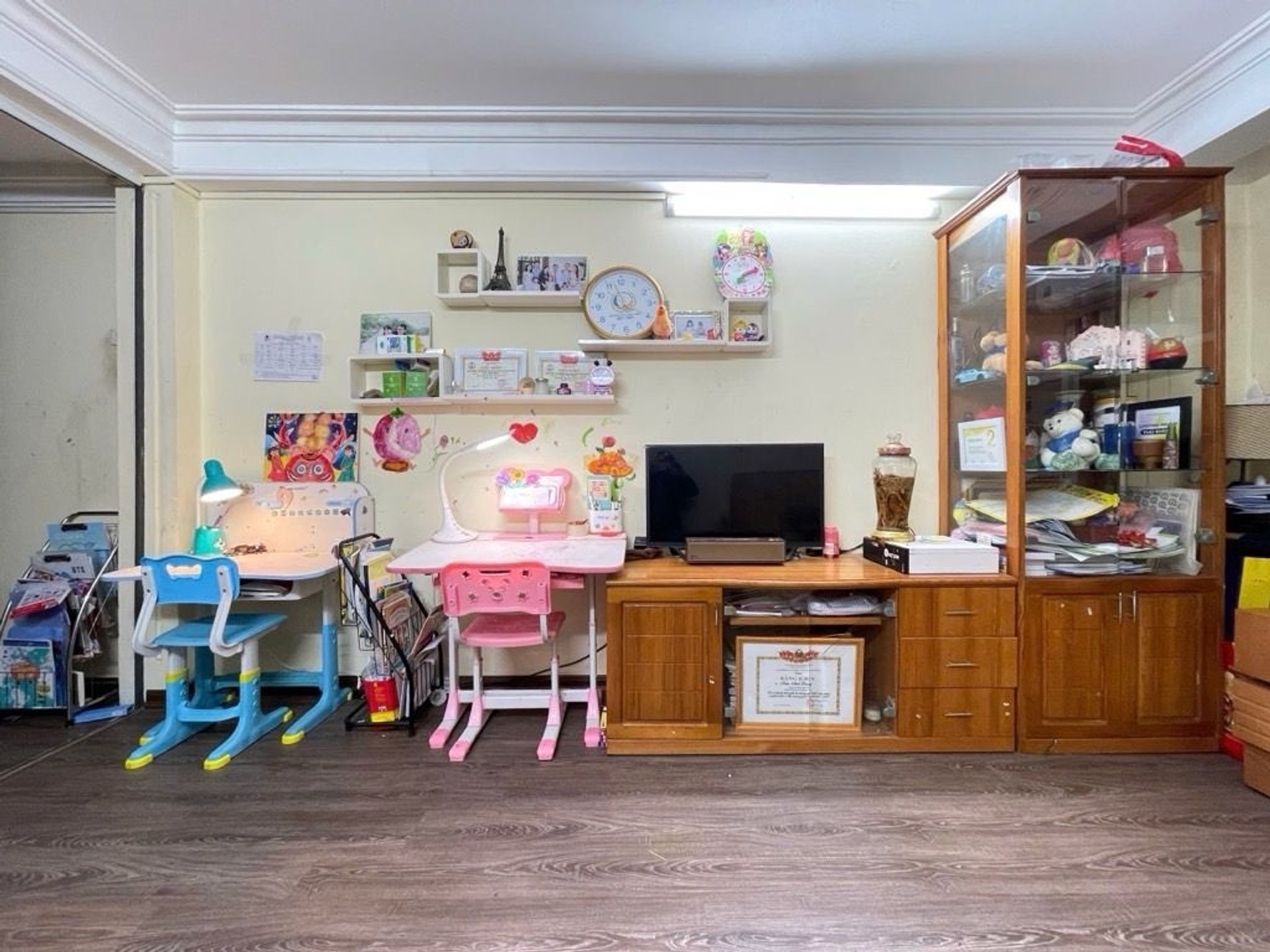 Bán nhà Lê Thanh Nghị - diện tích 23m2 5 tầng - Ngõ thông, ô tô tránh - giá 7,65 tỷ