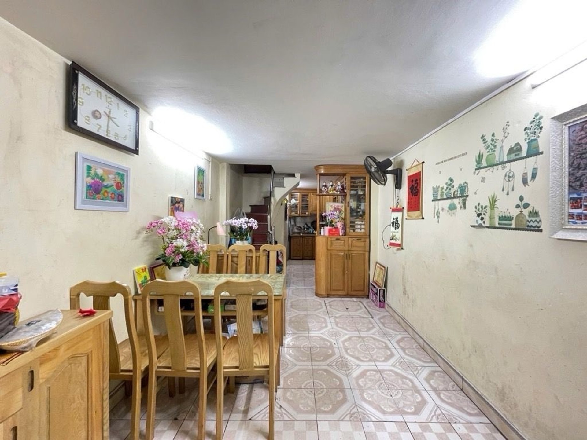 Bán nhà Lê Thanh Nghị - diện tích 23m2 5 tầng - Ngõ thông, ô tô tránh - giá 7,65 tỷ