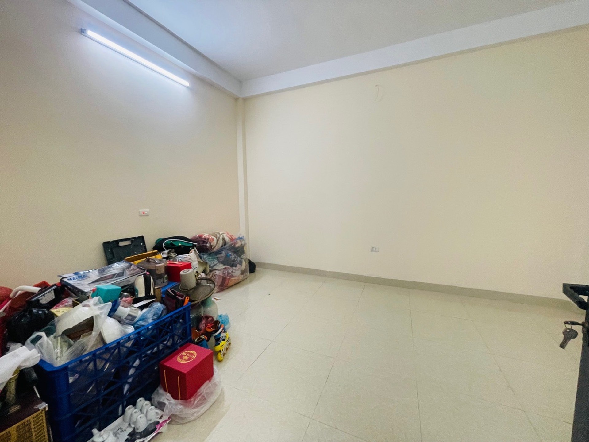 Bán nhà Bằng Liệt - diện tích 60m2 4 tầng - ô tô tránh - giá 19 tỷ