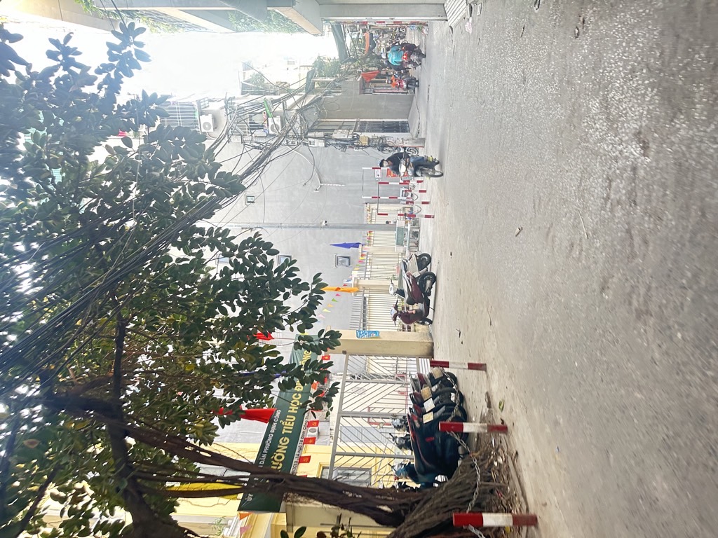 Bán nhà Định Công Thượng - diện tích 58m2 4 tầng - ô tô thông - giá 14,2 tỷ
