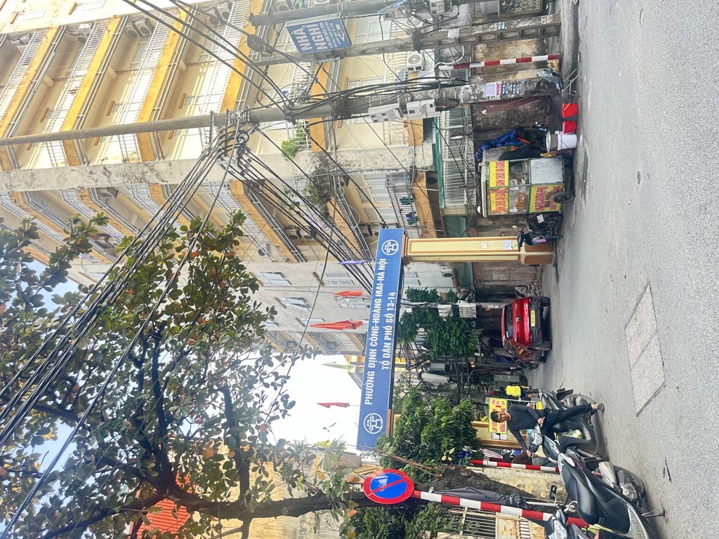 Bán nhà Định Công Thượng - diện tích 58m2 4 tầng - ô tô thông - giá 14,2 tỷ