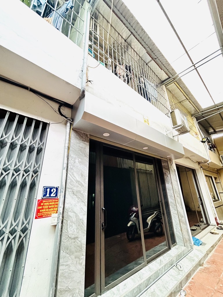 Bán nhà Lĩnh Nam - diện tích 31m2 2 tầng - Nhà chưa sổ, phân lô - giá 2,6 tỷ