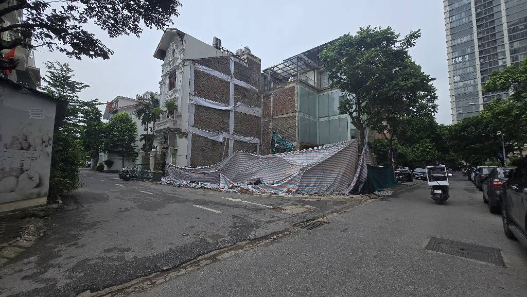 Bán nhà Khu Đô thị mới Trung Văn - diện tích 123,5m2 1 tầng - Lô góc - giá 46,5 tỷ