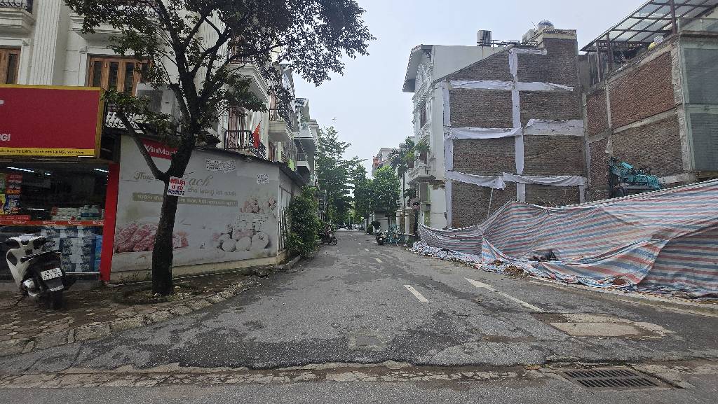 Bán nhà Khu Đô thị mới Trung Văn - diện tích 123,5m2 1 tầng - Lô góc - giá 46,5 tỷ