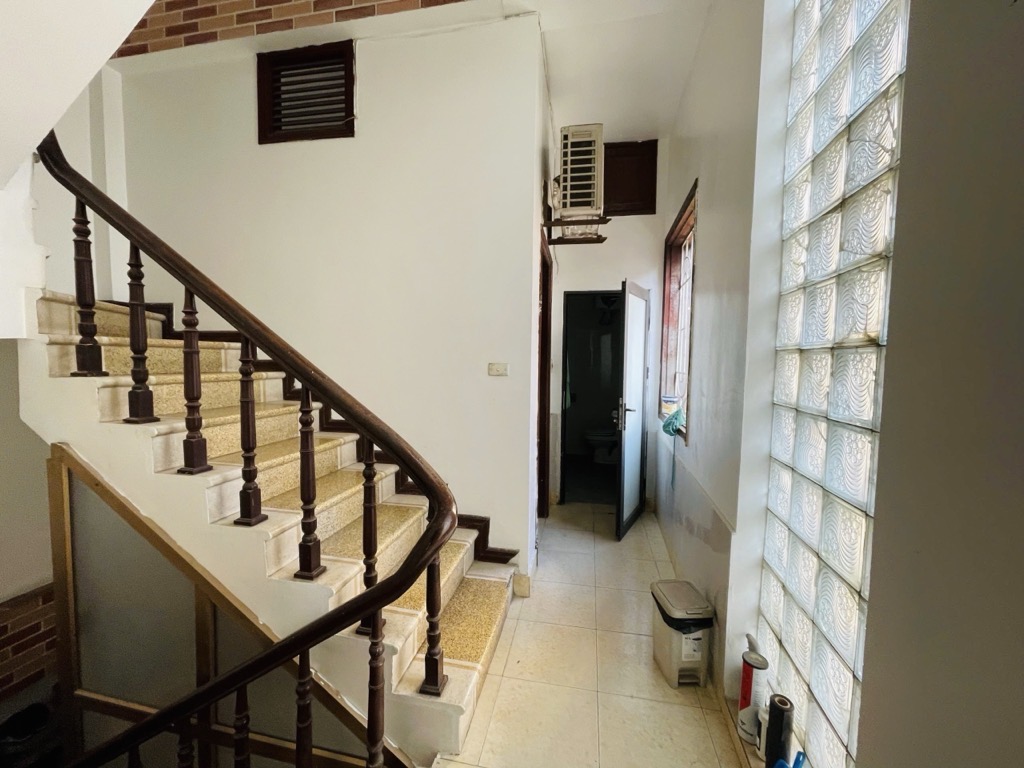 Bán nhà Khâm Thiên - diện tích 67m2 5 tầng - MẶT PHỐ ĐỐNG ĐA - giá 38,5 tỷ