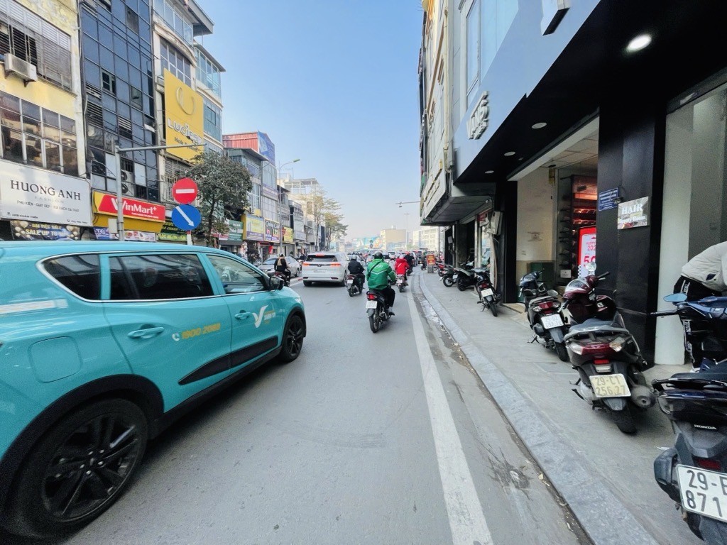 Bán nhà Khâm Thiên - diện tích 67m2 5 tầng - MẶT PHỐ ĐỐNG ĐA - giá 38,5 tỷ