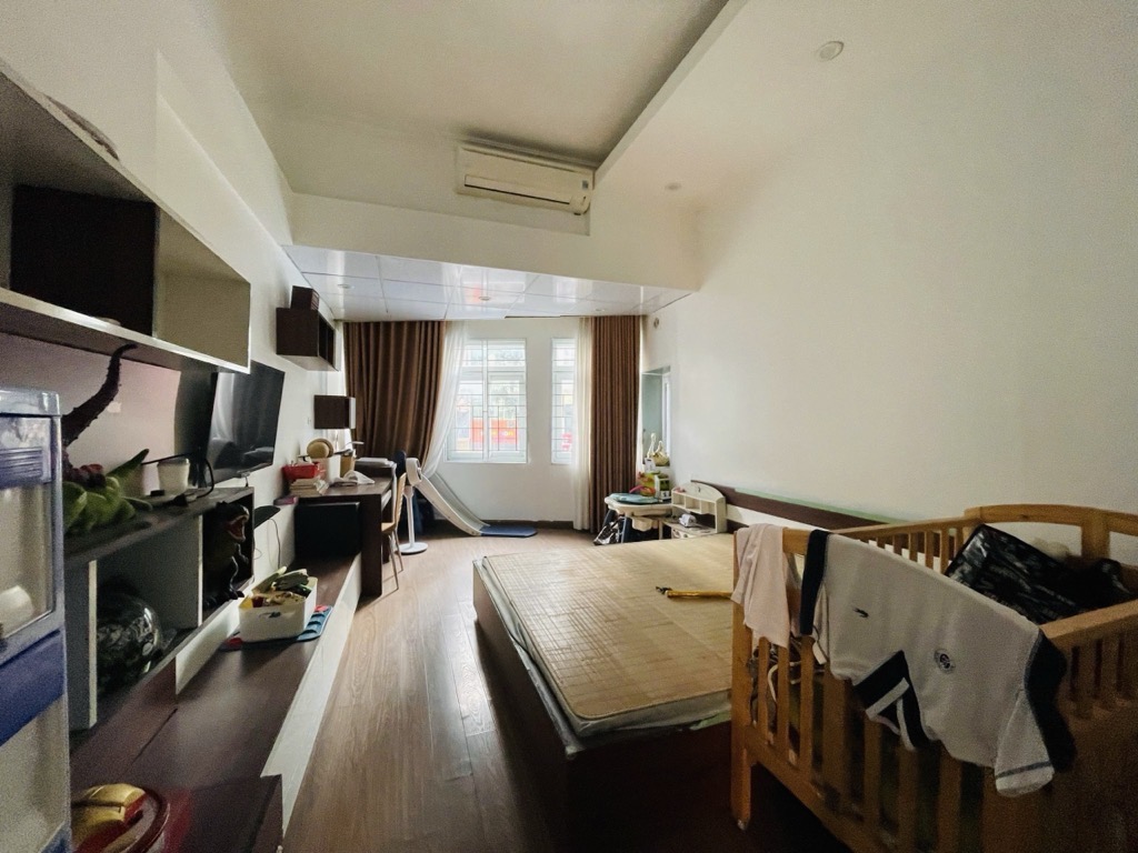 Bán nhà Khâm Thiên - diện tích 67m2 5 tầng - MẶT PHỐ ĐỐNG ĐA - giá 38,5 tỷ