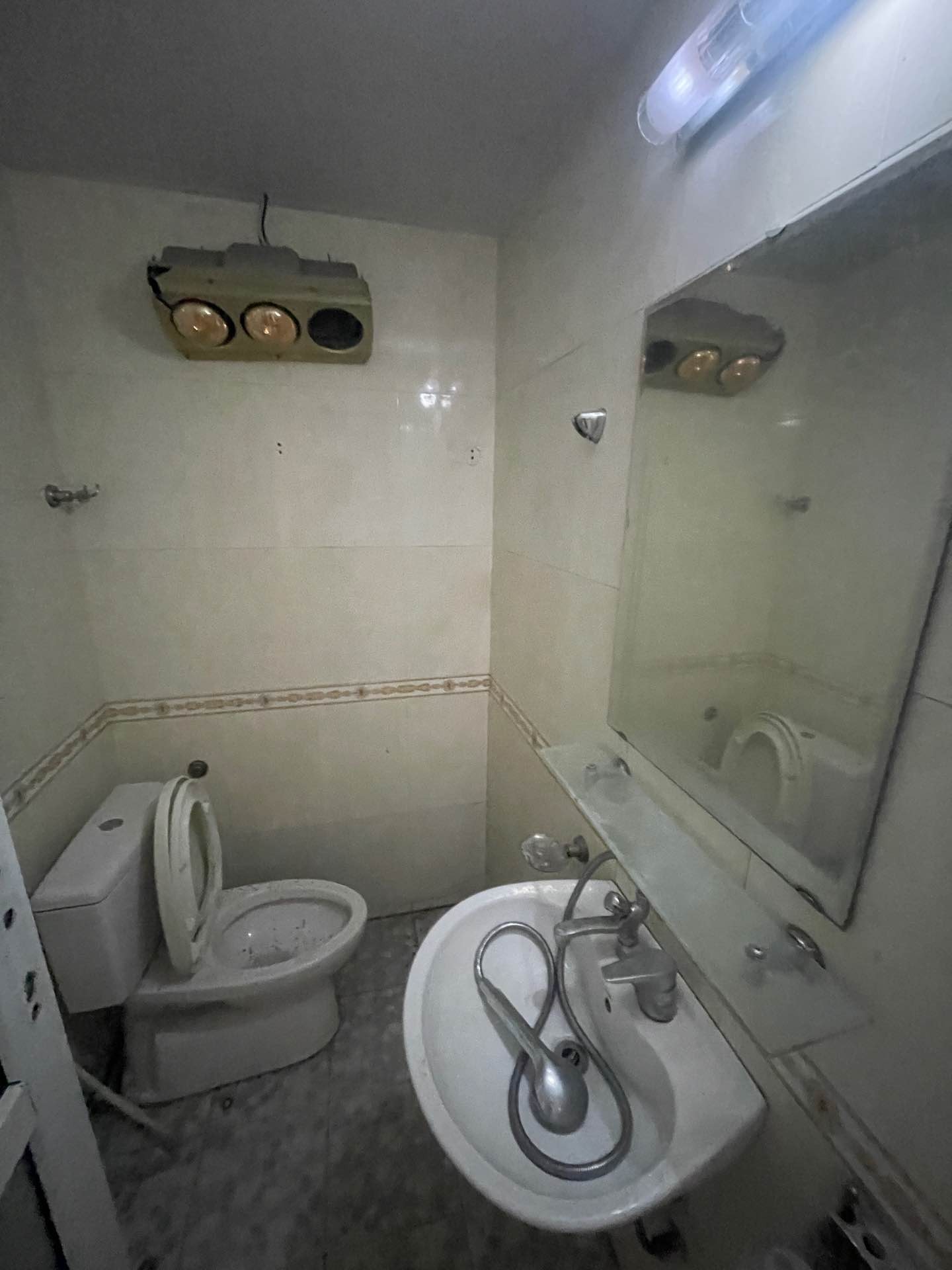 Bán nhà Đại Từ - diện tích 58m2 5 tầng - Mặt phố - giá 29 tỷ