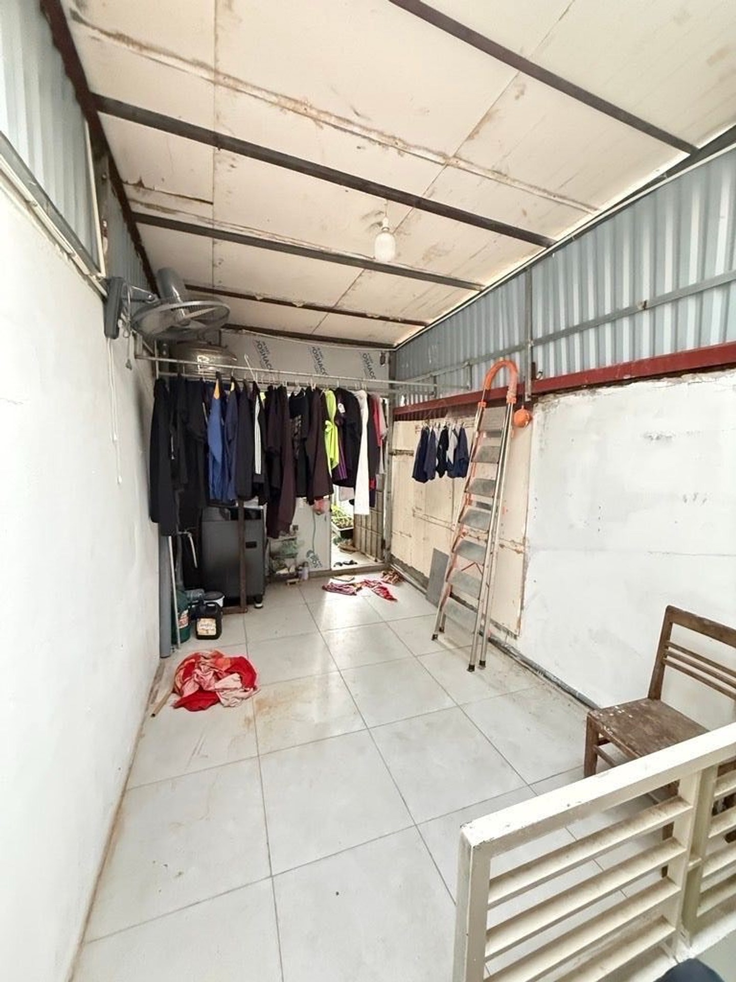 Bán nhà Đỗ Thuận - diện tích 34m2 4 tầng - Nhà cũ nhưng còn chắc chắn - giá 6,2 tỷ