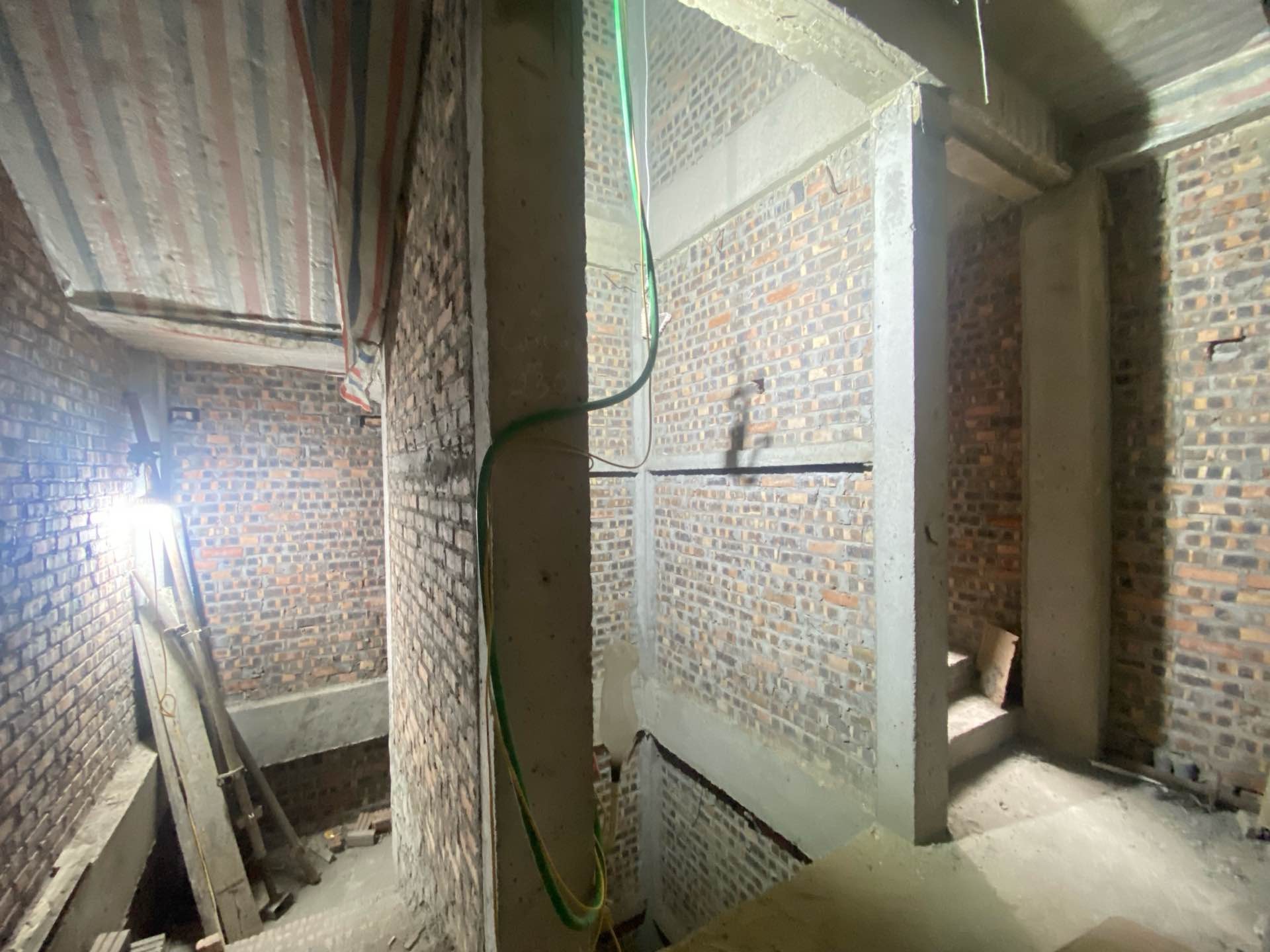 Bán nhà Lê Quang Đạo - diện tích 59m2 6 tầng - Lô góc 3 mặt thoáng - giá 25 tỷ