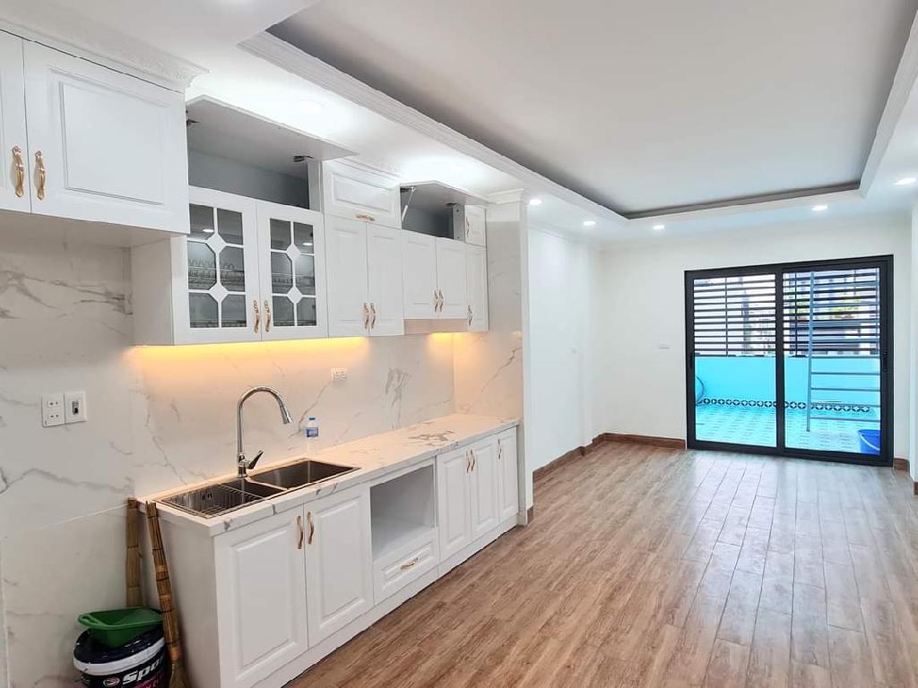 Bán nhà Trương Định - diện tích 43m2 6 tầng - Thang máy - giá 18 tỷ
