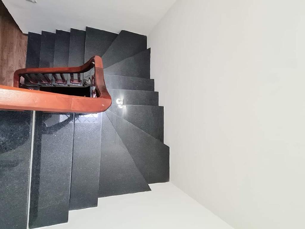 Bán nhà Trương Định - diện tích 43m2 6 tầng - Thang máy - giá 18 tỷ