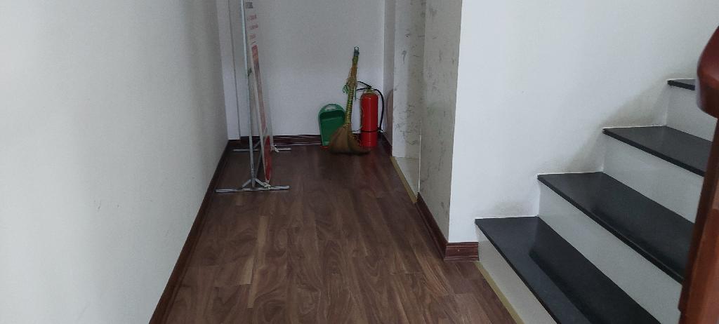 Bán nhà Trương Định - diện tích 43m2 6 tầng - Thang máy - giá 18 tỷ