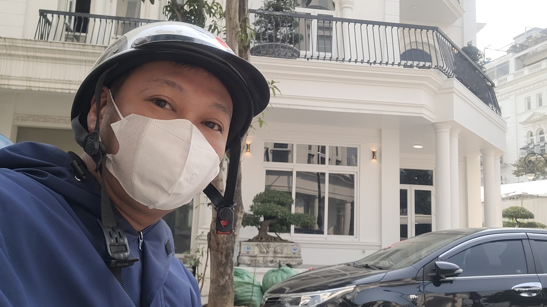 Bán nhà Ngõ 3 ô tô tránh - diện tích 105m2 5 tầng - Thoáng trước, sau - giá 33 tỷ