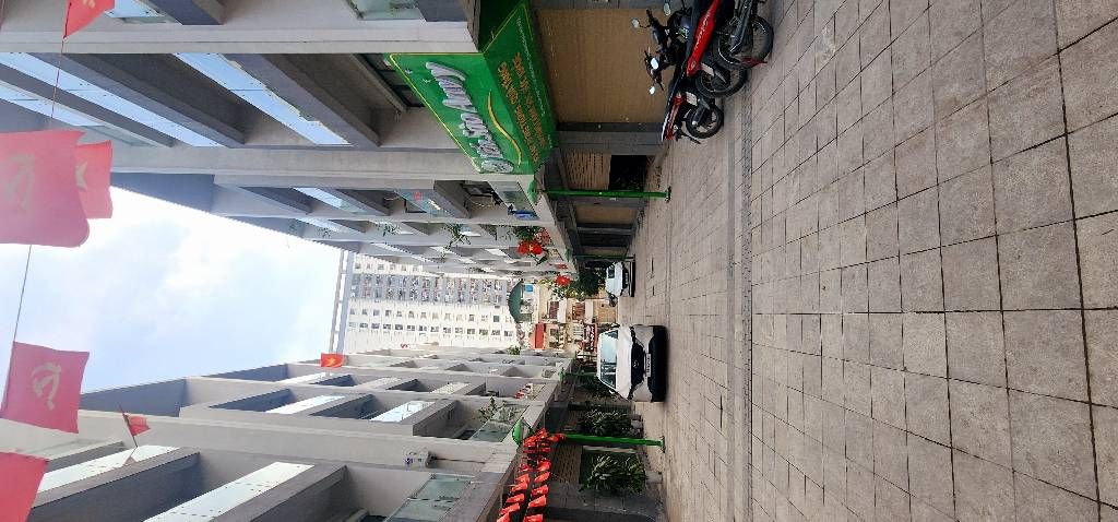 Bán nhà Định Công - diện tích 67.2m2 5 tầng - Ô tô vào trong nhà - giá 50 tỷ