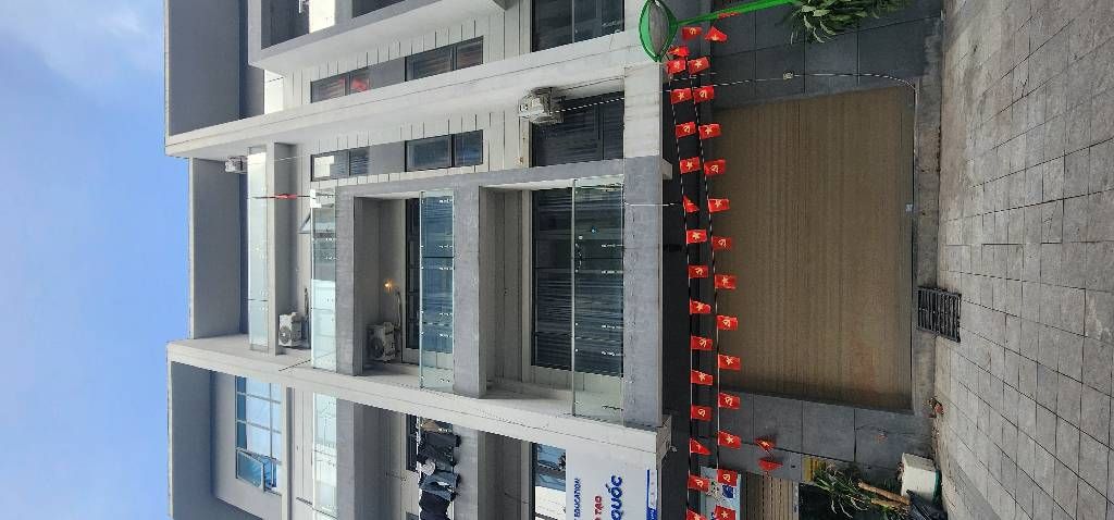 Bán nhà Định Công - diện tích 67.2m2 5 tầng - Ô tô vào trong nhà - giá 50 tỷ