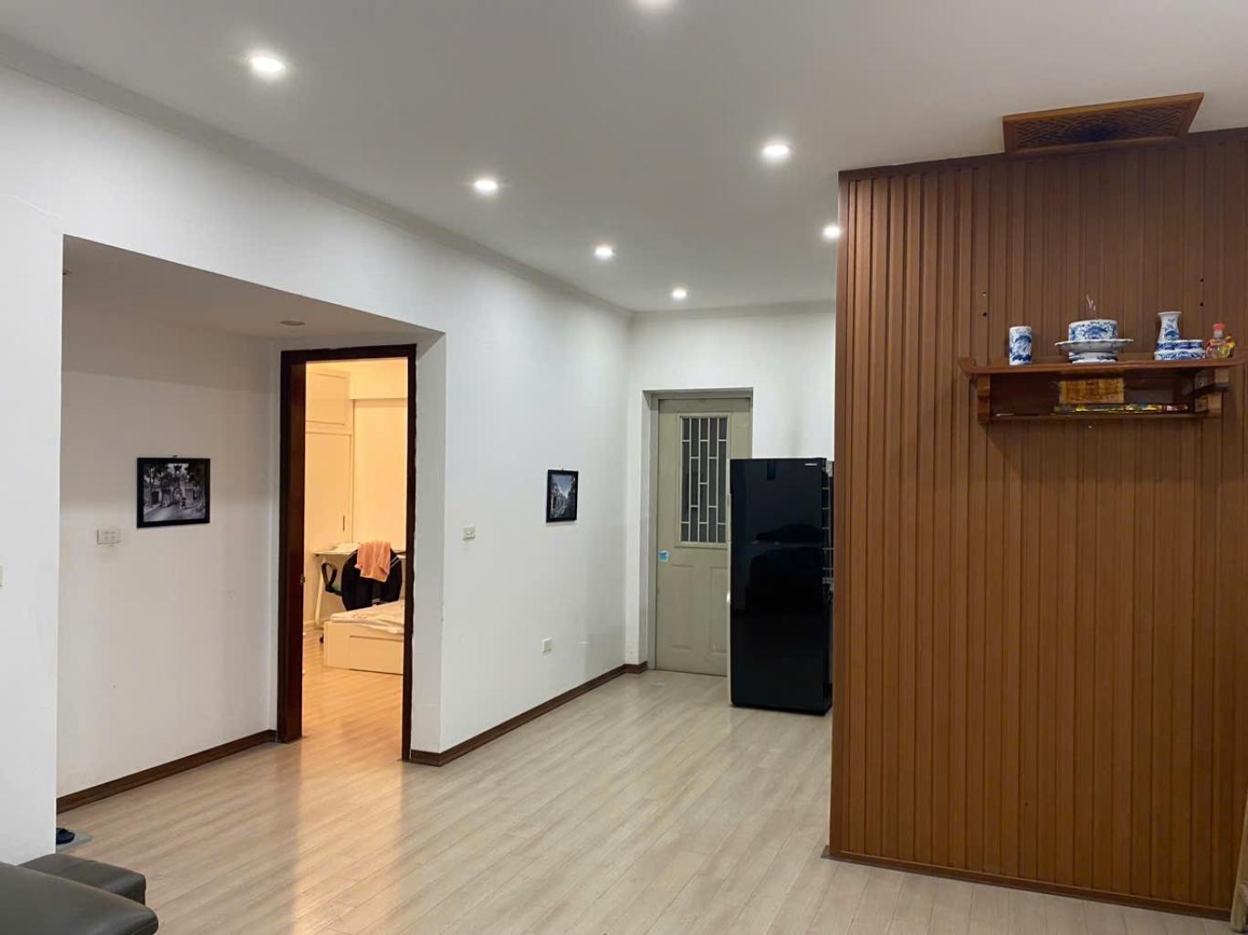 Bán nhà Nghiêm Xuân Yêm - diện tích 82m2 1 tầng - Chung cư mặt đường - giá 6,5 tỷ