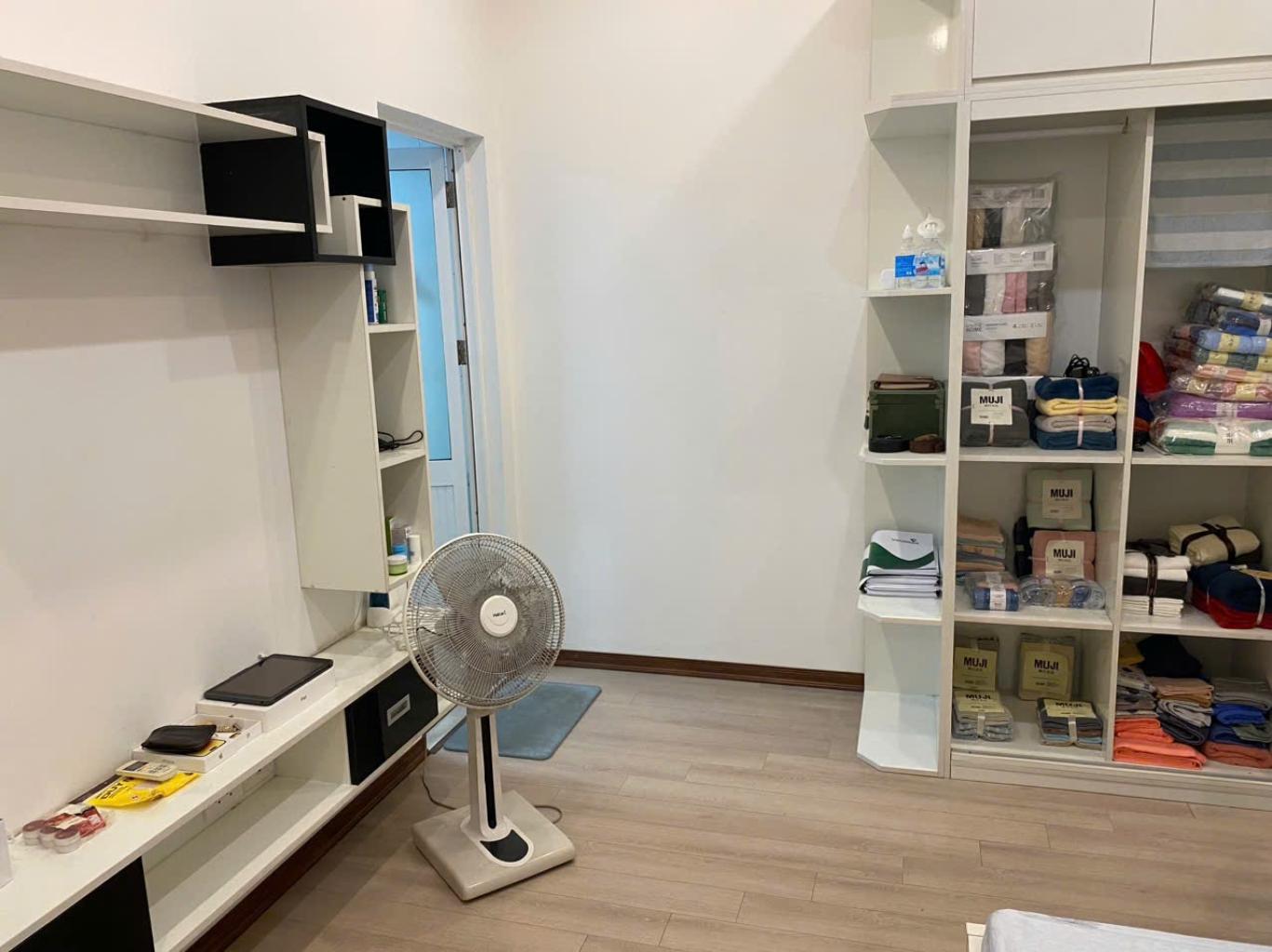 Bán nhà Nghiêm Xuân Yêm - diện tích 82m2 1 tầng - Chung cư mặt đường - giá 6,5 tỷ
