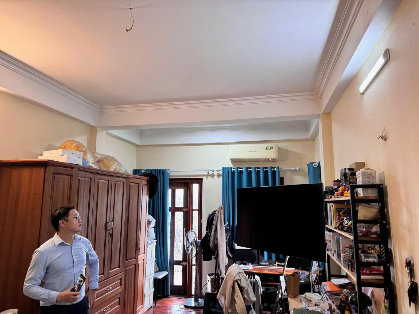 Bán nhà Trần Khát Chân - diện tích 35m2 5 tầng - ô tô tránh - giá 26,5 tỷ