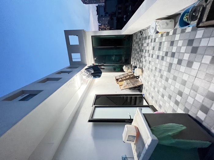 Bán nhà Giáp Bát - diện tích 112m2 8 tầng - Mặt phố kinh doanh sầm uất - giá 35,5 tỷ