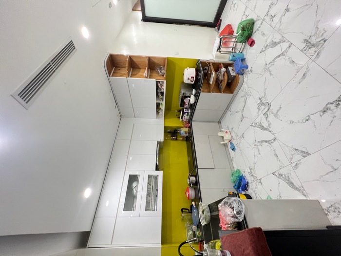 Bán nhà Giáp Bát - diện tích 112m2 8 tầng - Mặt phố kinh doanh sầm uất - giá 35,5 tỷ