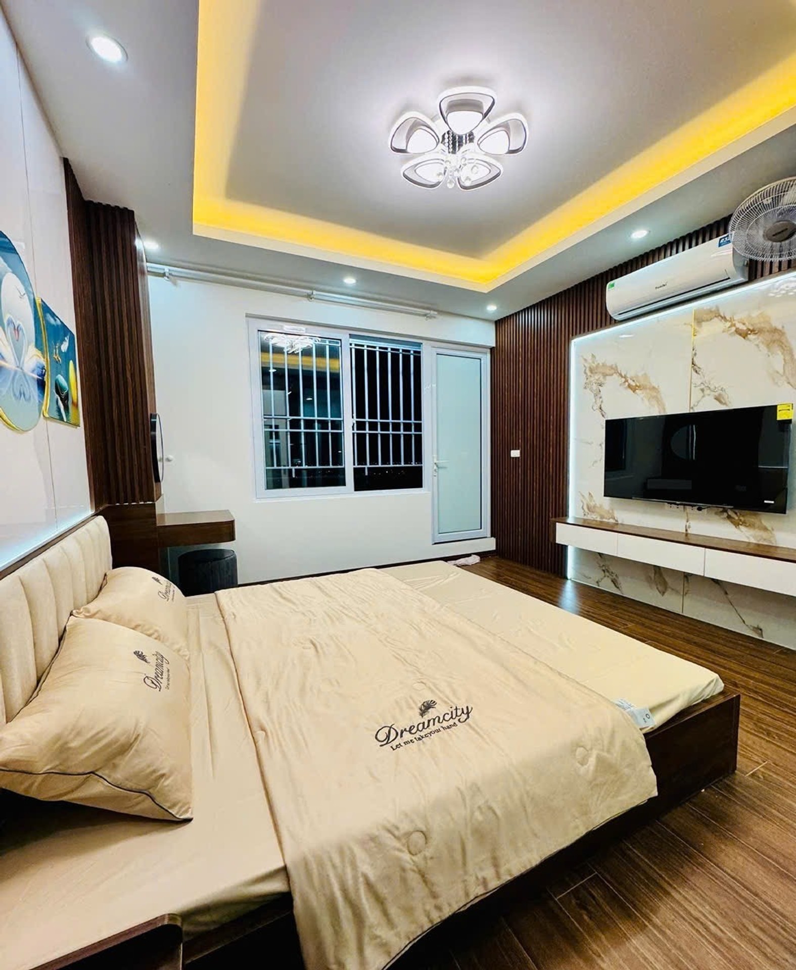 Bán nhà Đền Lừ 1 - diện tích 69m2 17 tầng - Lô góc 3 mặt thoáng - giá 5,8 tỷ