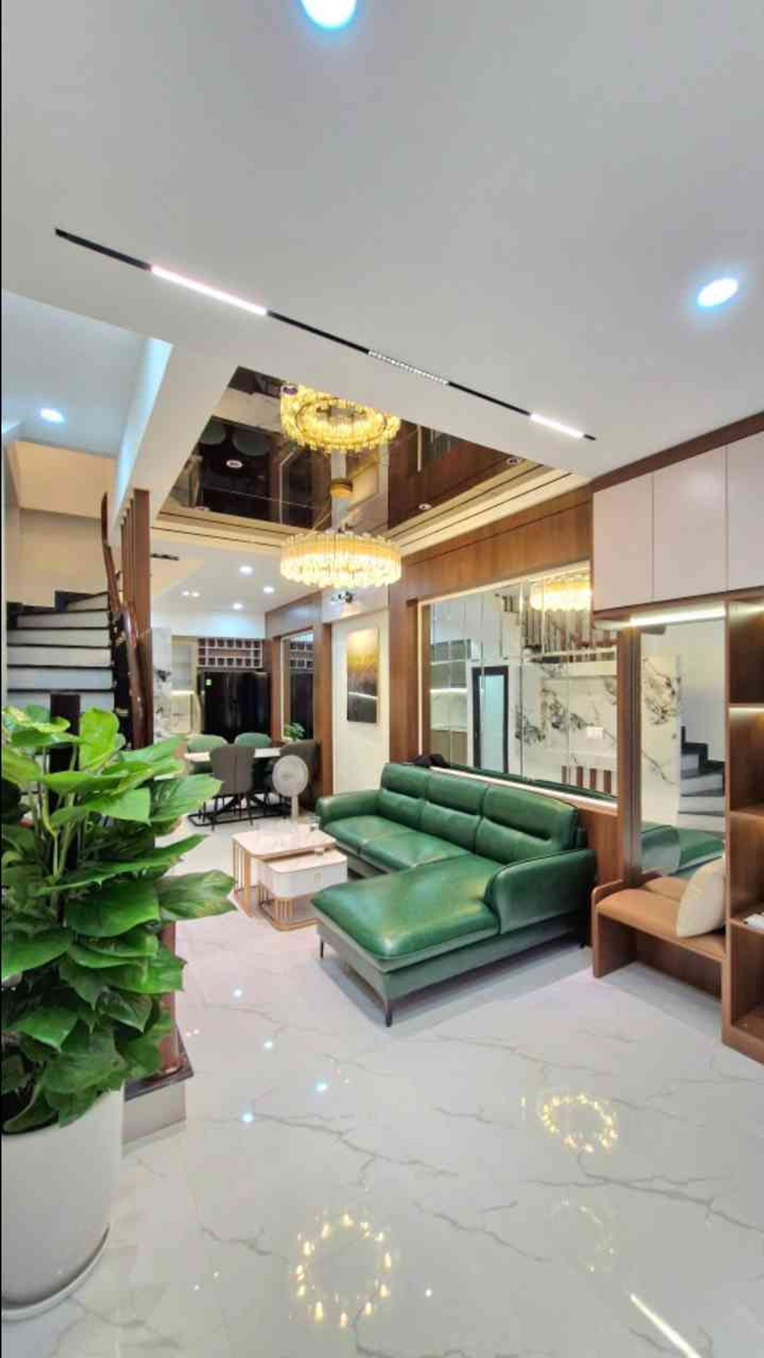 Bán nhà Tân Mai - diện tích 35m2 5 tầng - SIÊU PHẨM TÂN MAI Ở LUÔN FULL NỘI THẤT - giá 9,6 tỷ