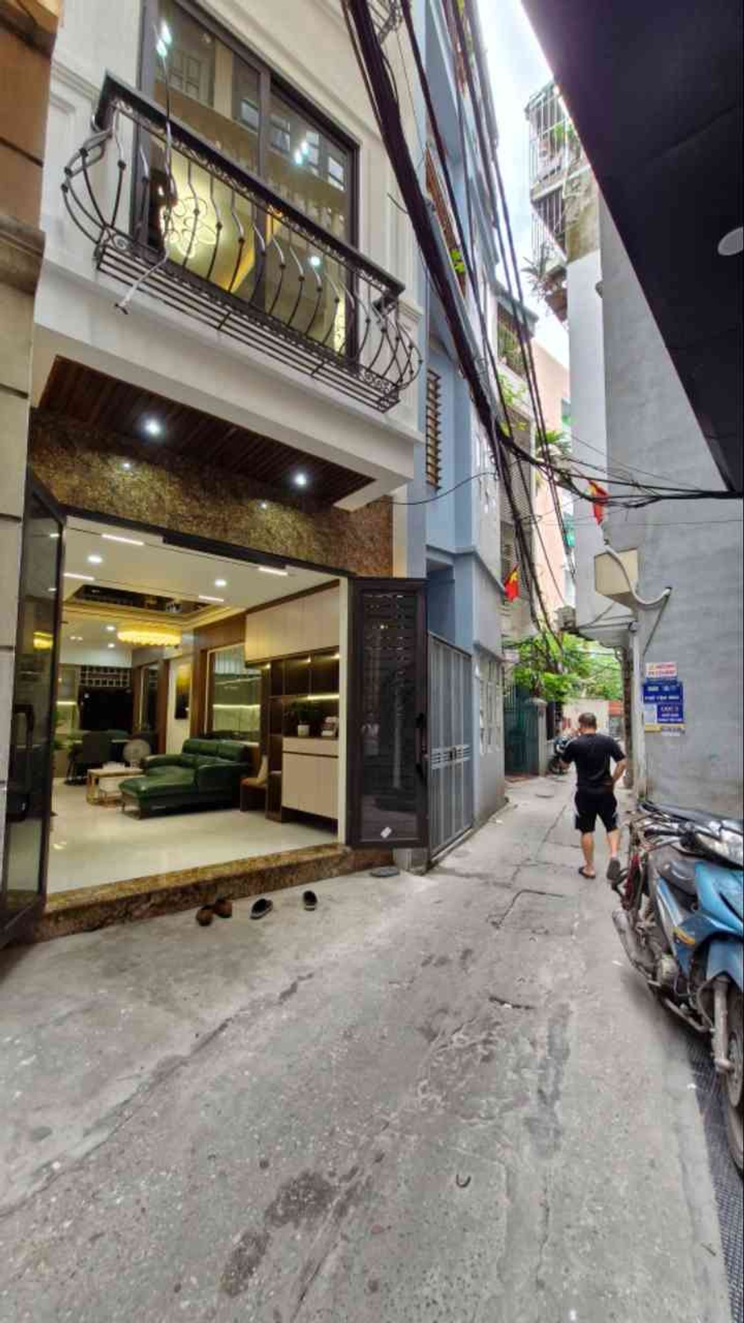 Bán nhà Tân Mai - diện tích 35m2 5 tầng - SIÊU PHẨM TÂN MAI Ở LUÔN FULL NỘI THẤT - giá 9,6 tỷ