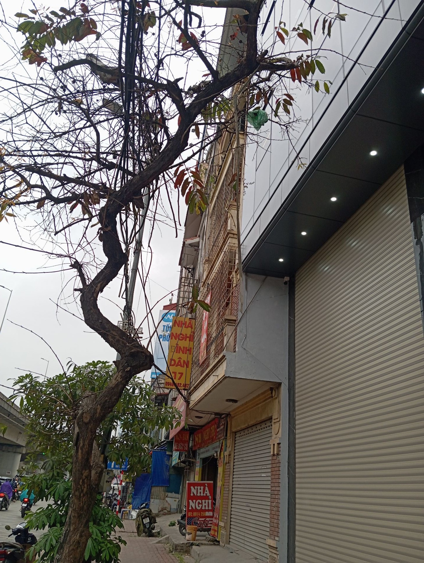 Bán nhà Pháp Vân - diện tích 45m2 5 tầng - Ô TÔ TRÁNH - giá 35 tỷ