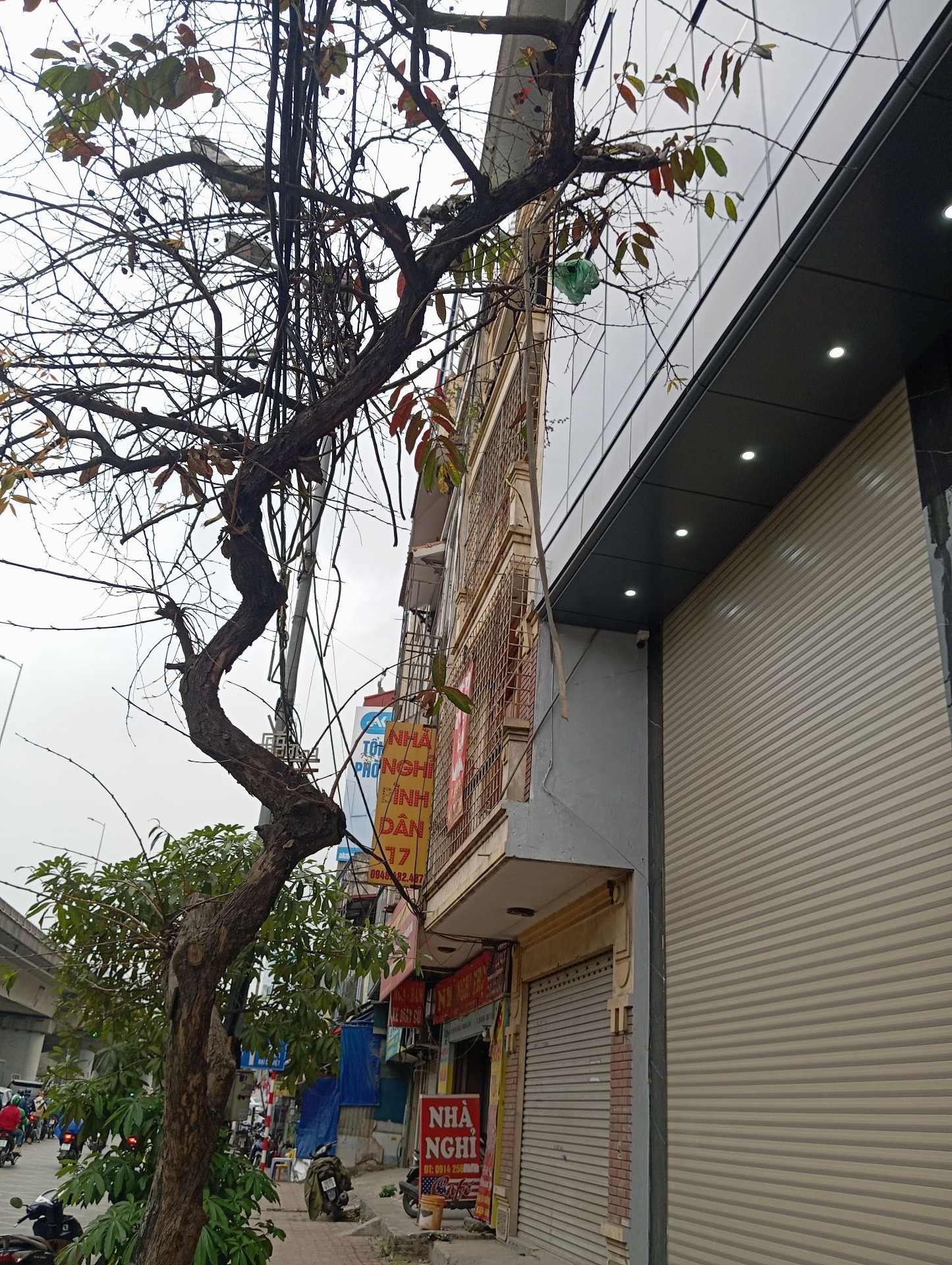 Bán nhà Pháp Vân - diện tích 45m2 5 tầng - Ô TÔ TRÁNH - giá 35 tỷ