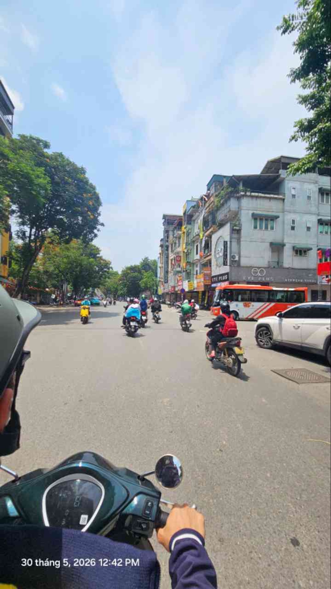 Bán nhà Hai Bà Trưng - diện tích 95m2 4 tầng - Phân lô ô tô tránh - giá 24 tỷ