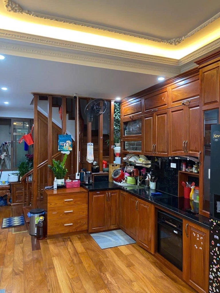 Bán nhà Lê Thanh Nghị - diện tích 31m2 6 tầng - Nhà Đẹp và Hiếm khu Lê Thanh Nghị - giá 13,5 tỷ