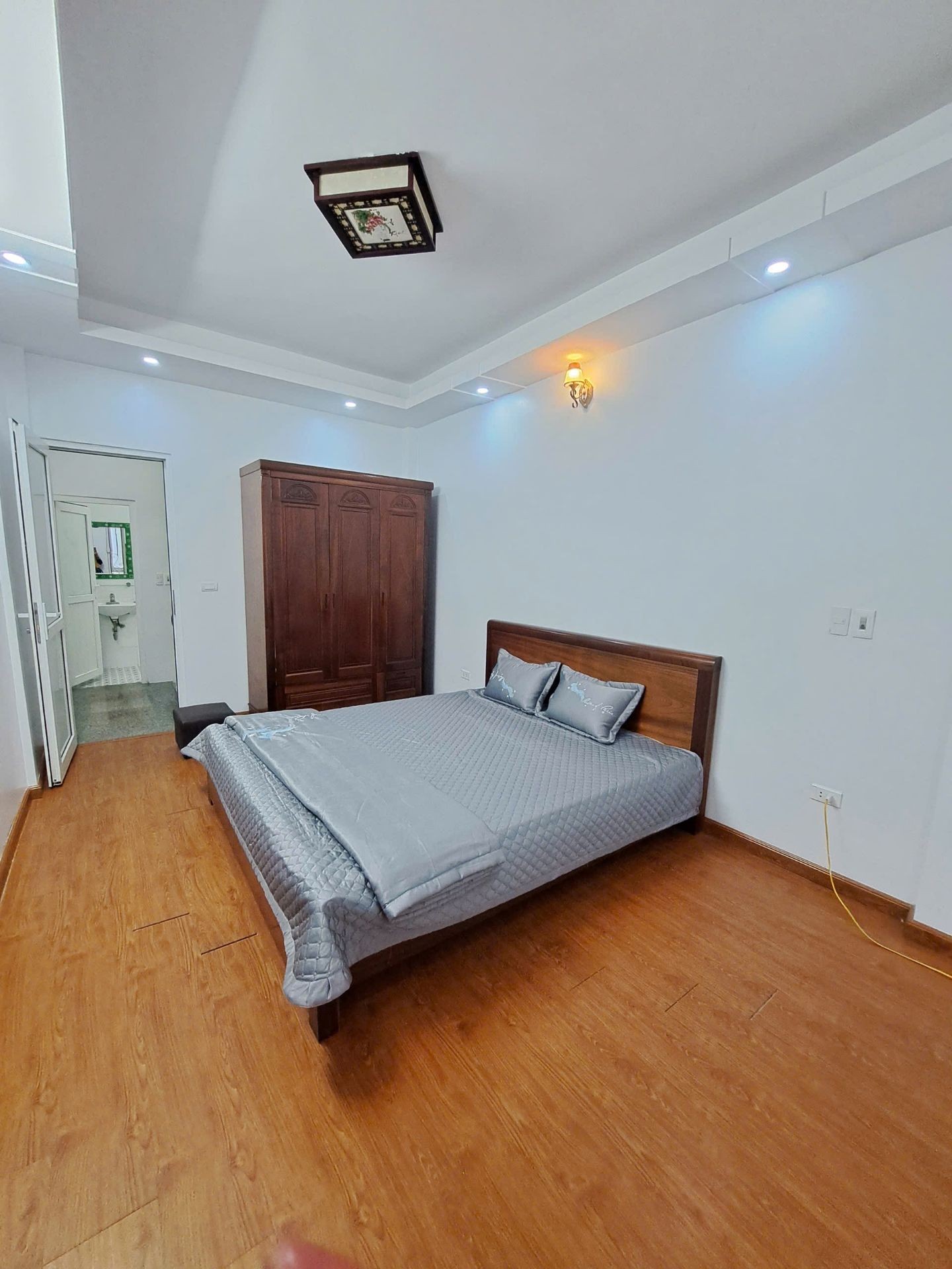 Bán nhà Thanh Đàm - diện tích 30m2 5 tầng - ô tô đỗ cổng - giá 7,5 tỷ