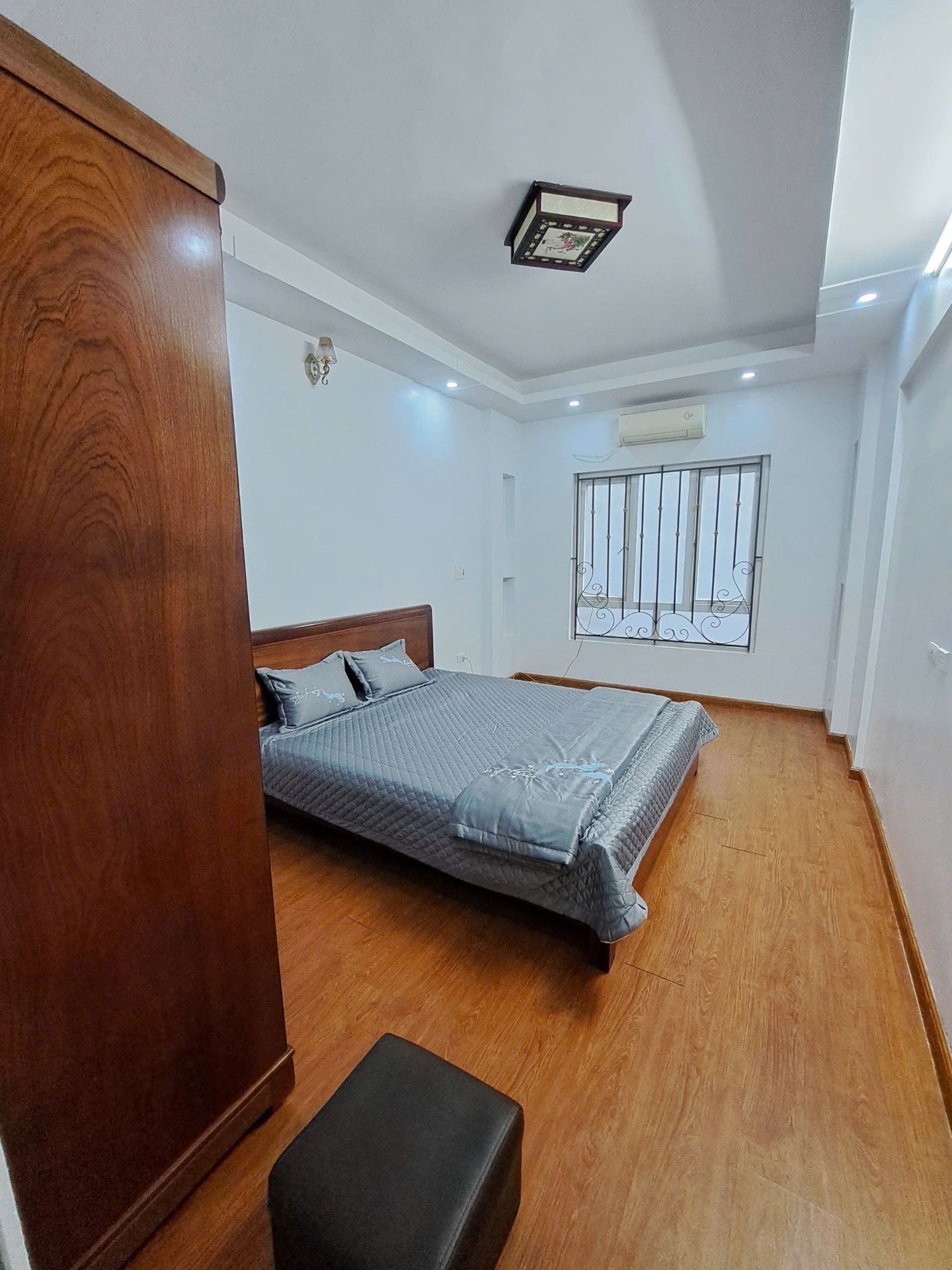 Bán nhà Thanh Đàm - diện tích 30m2 5 tầng - ô tô đỗ cổng - giá 7,5 tỷ