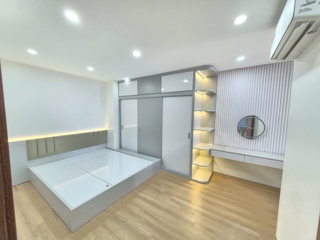 Bán nhà Toà B Hateco - diện tích 78m2 9 tầng - Căn hộ đẹp giá tốt - giá 6,3 tỷ