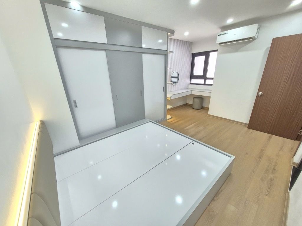 Bán nhà Toà B Hateco - diện tích 78m2 9 tầng - Căn hộ đẹp giá tốt - giá 6,3 tỷ