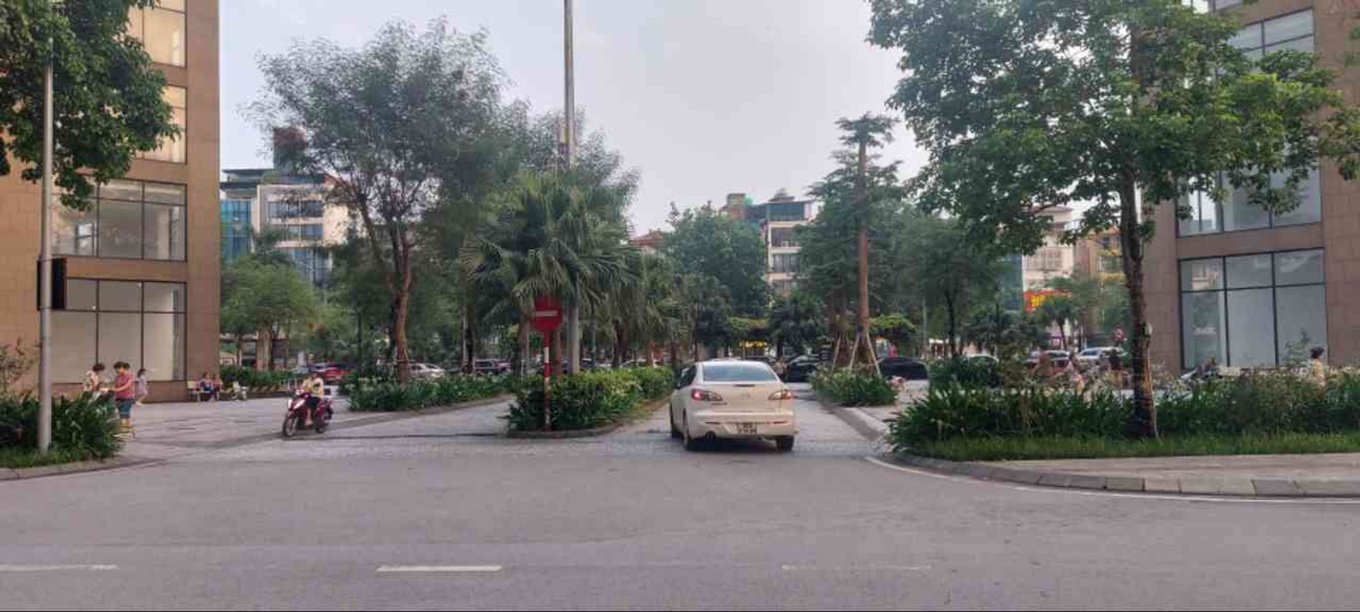 Bán nhà Tân Mai - diện tích 66m2 1 tầng - Căn góc - giá 8,5 tỷ