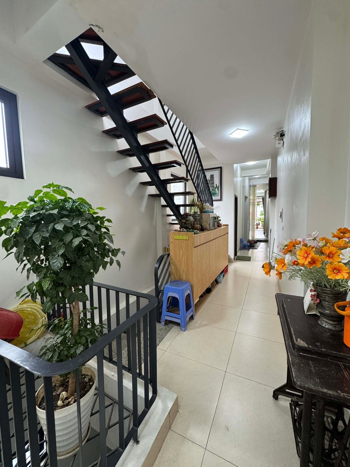Bán nhà Trương Định - diện tích 90m2 6 tầng - 3 mặt thoáng - giá 19 tỷ